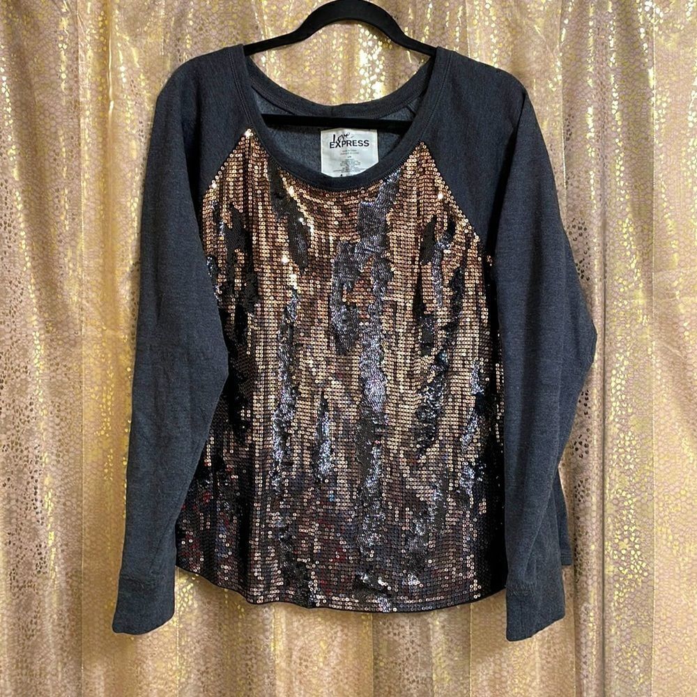 Express dark‎ gray sweater with gold and black sequins, size L EUC